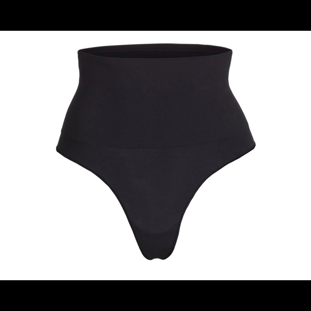 Skims Core Control Thong